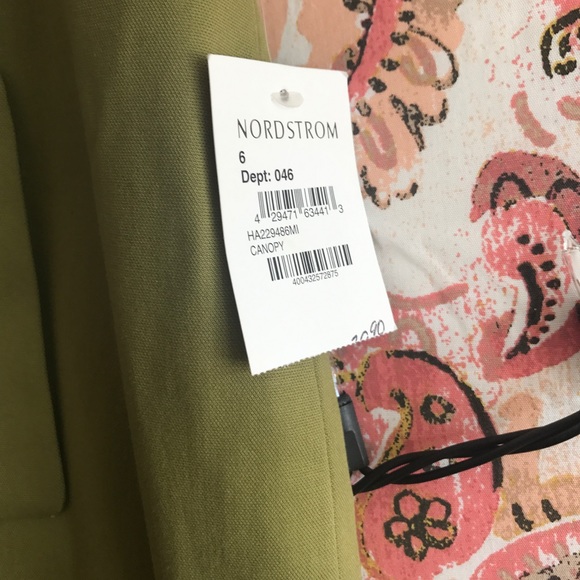 Halogen Skirt W/ Pocket Details - Picture 3 of 8